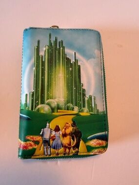 Loungefly Wizard of Oz Emerald City Zip Wallet - Green, Yellow, Blue
